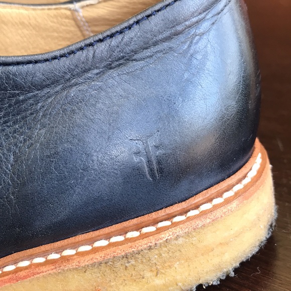 FRYE MENS 12D BLUE LEATHER PLAIN TOE OXFORDS - Picture 5 of 10